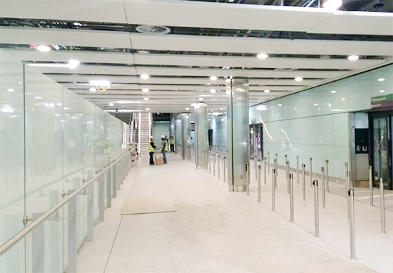 Implementation of partitions in Heathrow Terminal